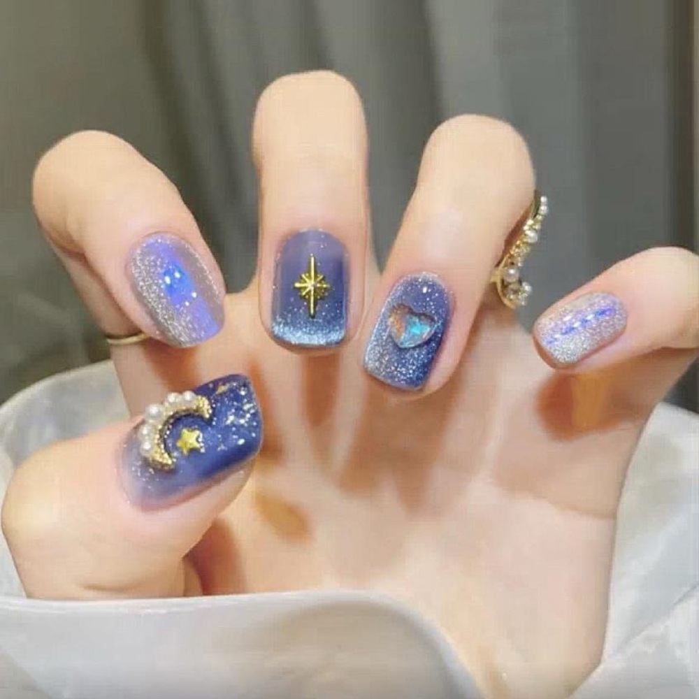 Beautiful Press-on Nails for women